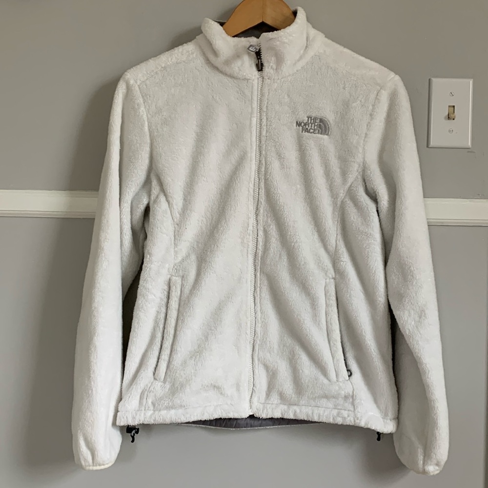 The North Face osito fluffy zip front jacket size S with 2 zip pockets